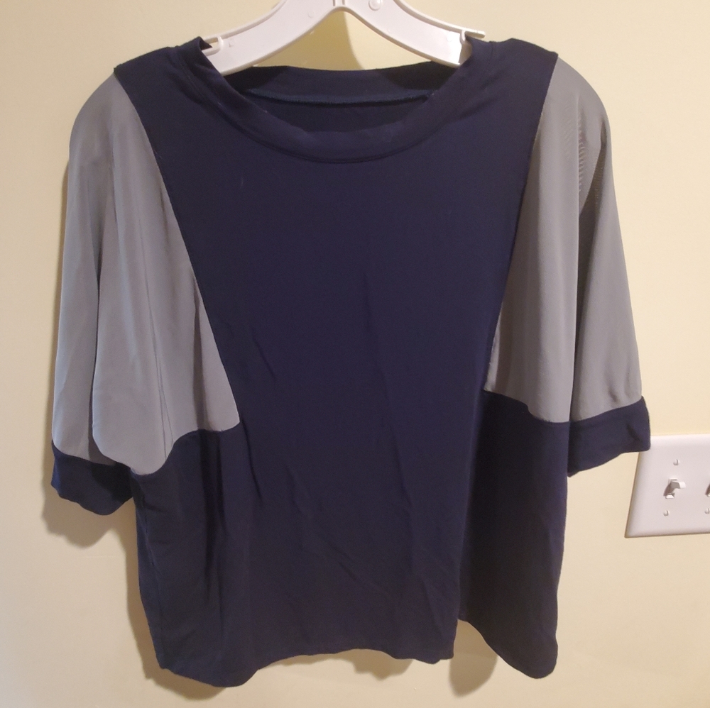 Born Primitive Brush It Off Tee Navy size MEDIUM